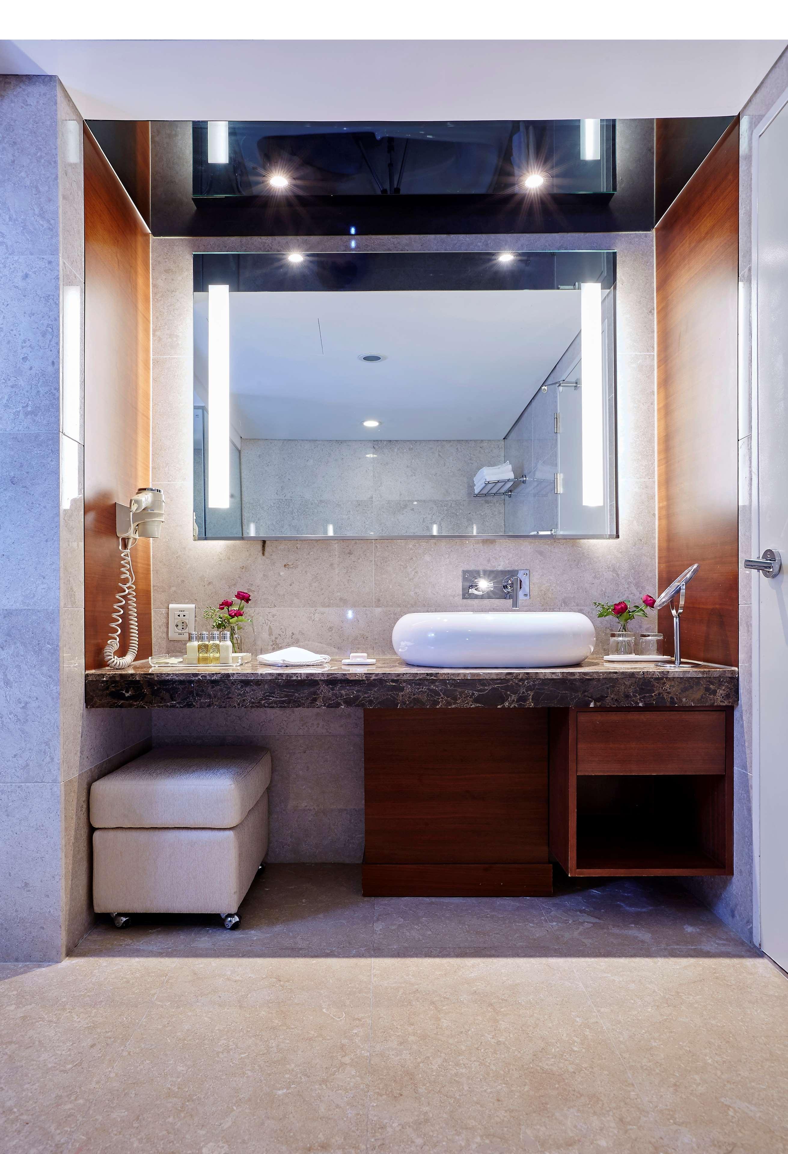 Hotel Kukdo Seoul Exterior photo